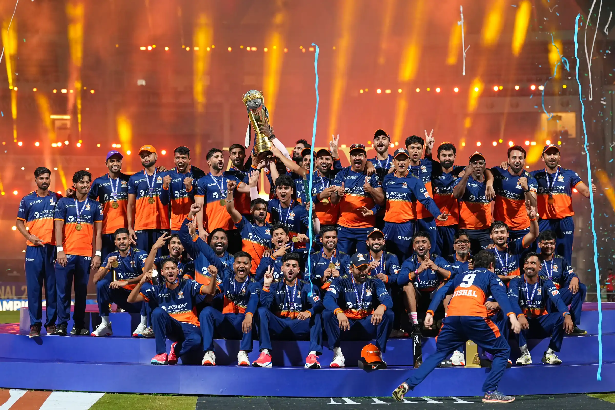 Kashi Rudras lift the trophy